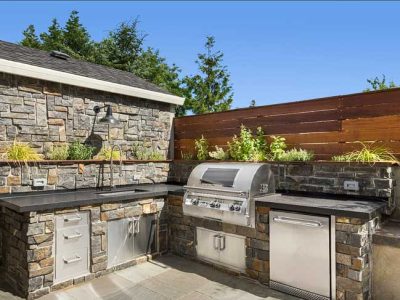 Outdoor Kitchen Construction Services
